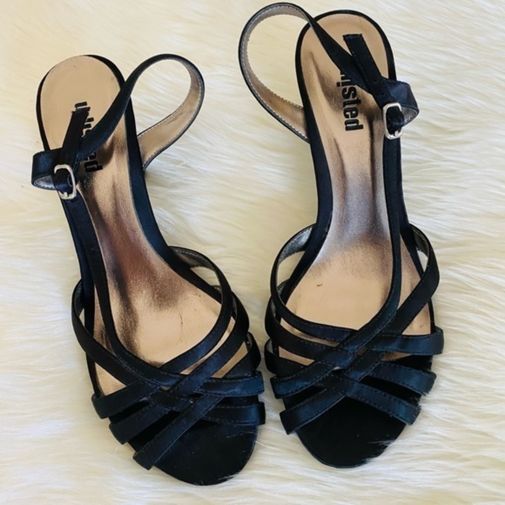 Unlisted Love Potion strappy sandal, Sz. 8.5